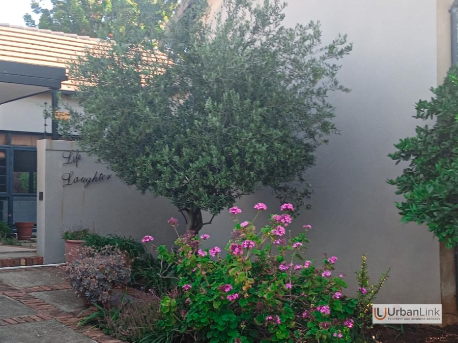 3 Bedroom Property for Sale in Safari Gardens North West